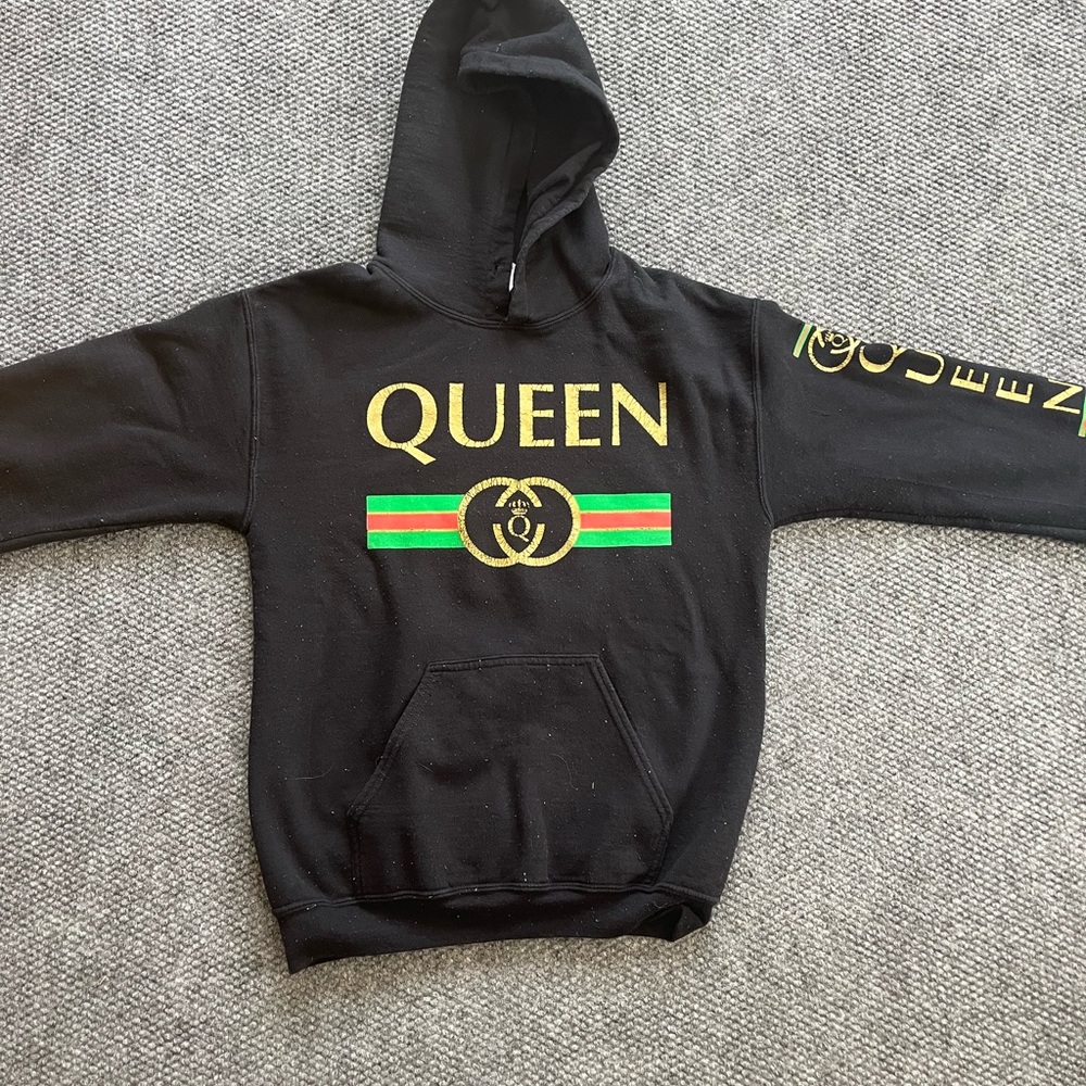 Small Black Gucci Queen Hoodie - Picture 2 of 3